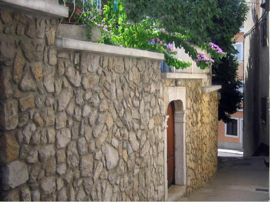 Ferienwohnung Ellity Crikvenica Exterior foto